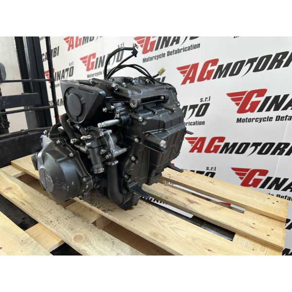 BLOCCO MOTORE COMPLETO HONDA CBF 600 2004-2006...