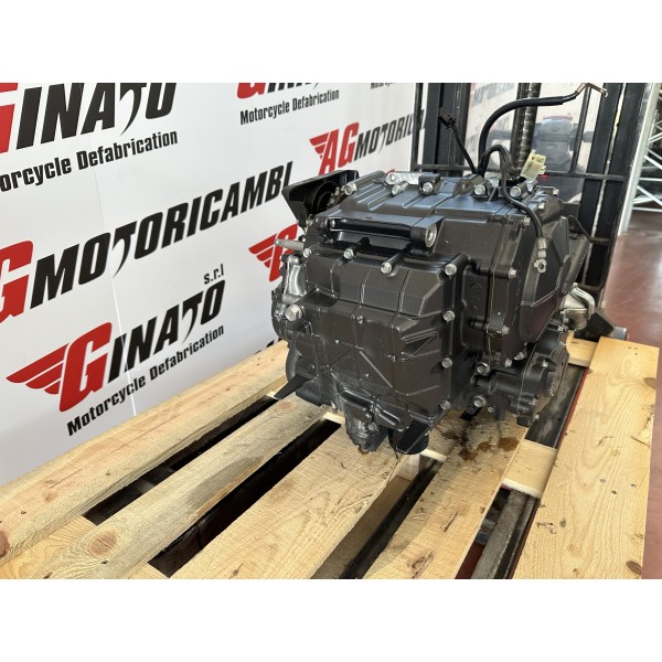 COMPLETE ENGINE BLOCK HONDA CBF 600 2004-2006...