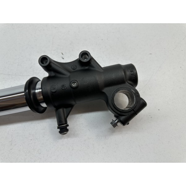 PIEDINO PIEDE FORCELLA DX YAMAHA TENERE 700...