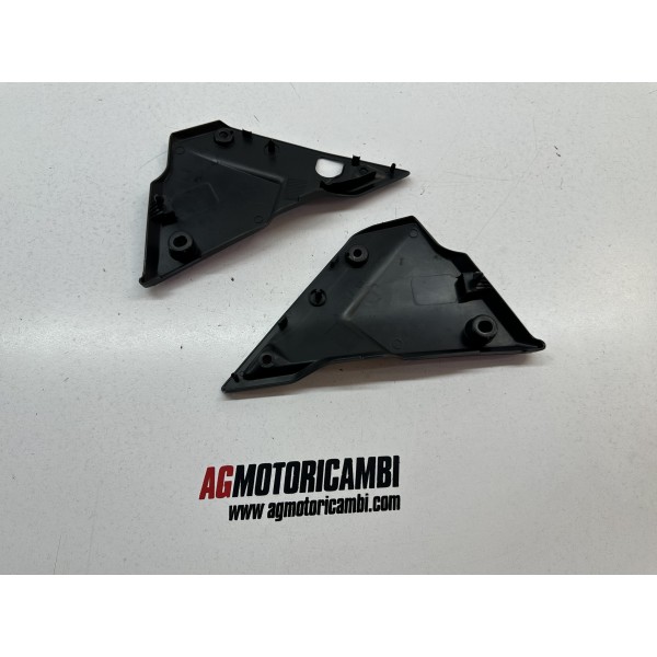 TAPA LATERAL DE PLASTICO CAJA DE AIRE DERECHA...