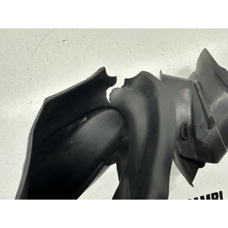 ZWEI GUMMI ANSAUGROHRE YAMAHA YZF R1 BIG BANG 2009-2011-2014