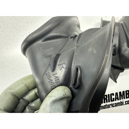 ZWEI GUMMI ANSAUGROHRE YAMAHA YZF R1 BIG BANG 2009-2011-2014