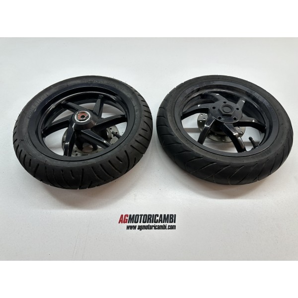 PAR DE RUEDAS DELANTERAS TRASERAS PIAGGIO NRG...