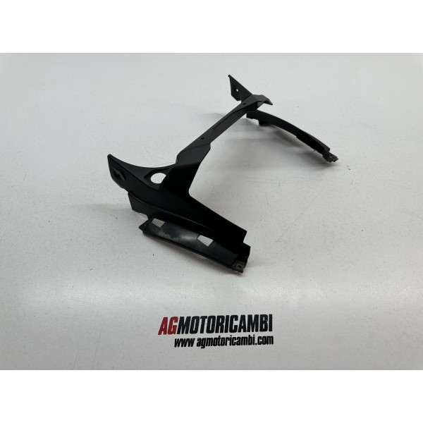 COUVERCLE DE RÉSERVOIR EN PLASTIQUE YAMAHA TMAX...