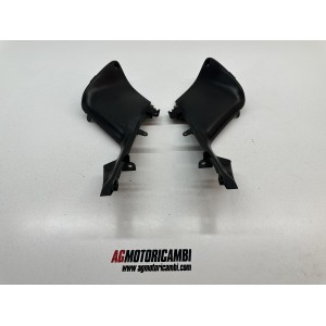 CACHE PLASTIQUE TUNNEL REPOSE PIED DROIT GAUCHE YAMAHA...