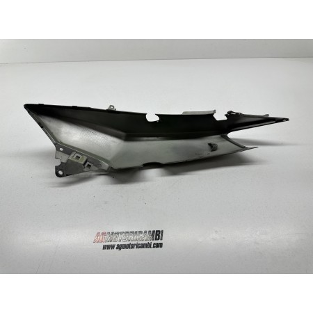 VERKLEIDUNG RECHTS HINTEN SEITE RECHTS YAMAHA TMAX T-MAX 500 2008-2011