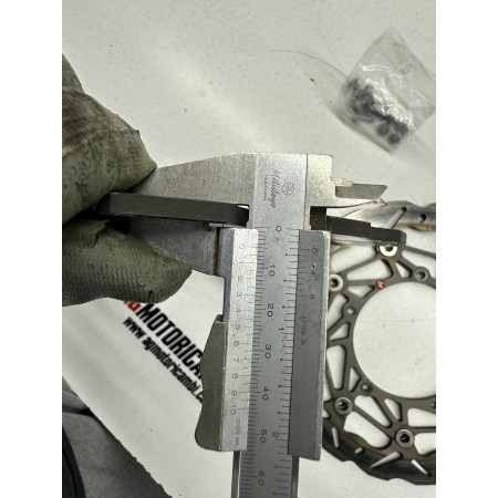 PAAR VORDERE BREMSSCHEIBEN YAMAHA YZF R1 BIG BANG 2009-2011-2014