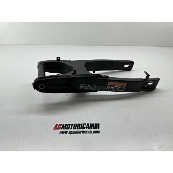 FORCELLONE POSTERIORE HONDA CBR 500 R 2019-2023