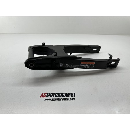 FORCELLONE POSTERIORE HONDA CBR 500 R 2019-2023
