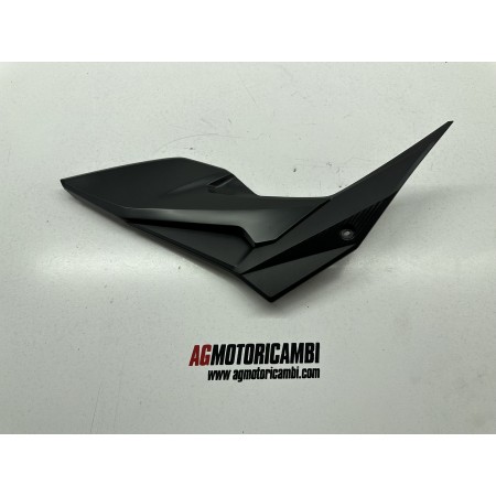 TAPA DEPÓSITO PLÁSTICO ASIENTO IZQUIERDO HONDA CBR 500 R 2019-2023