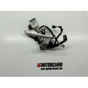 RIGHT PILOT FOOTREST RIGHT BRAKE HONDA CBR 500 R 500R...