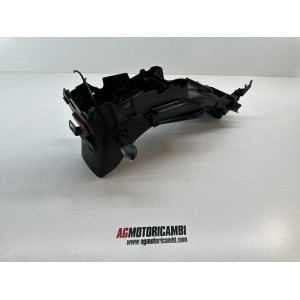 SUPPORT DE PLAQUE D'AILE SOUS L'ARRIÈRE KAWASAKI ER5 ER... 2
