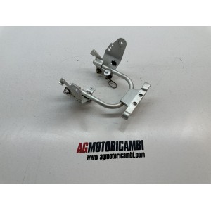 SOPORTE PARA FARO DELANTERO DUCATI MONSTER 620 ie 2001-2006 2