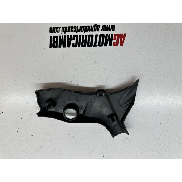 CUBREBASTIDOR DE PLÁSTICO REPOSAPIÉS IZQUIERDO...