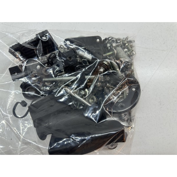 BENELLI BN 125 2018-2020-2024 BJ154FMI BOLTS...