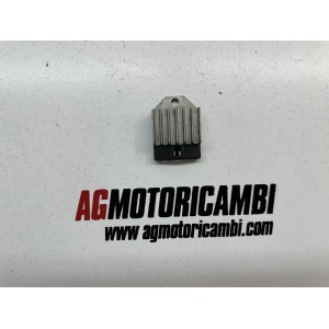 RÉGULATEUR DE TENSION KTM EXC 400 SUPER MOTARD 2002-2004