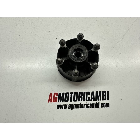 REAR WHEEL SPROCKET HUB YAMAHA YZF R 125 125 R 2008-2013