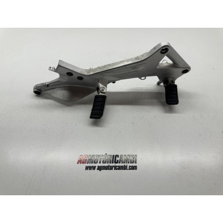 RIGHT FOOTBOARD HONDA PAN EUROPEAN ST1300 SC51 2002-2012