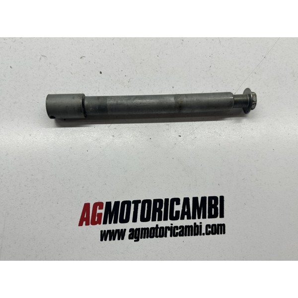 FRONT WHEEL AXLE PIN HONDA PAN EUROPEAN ST1300...