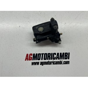 FRONT BRAKE MASTER CYLINDER HONDA PAN EUROPEAN ST1300... 2