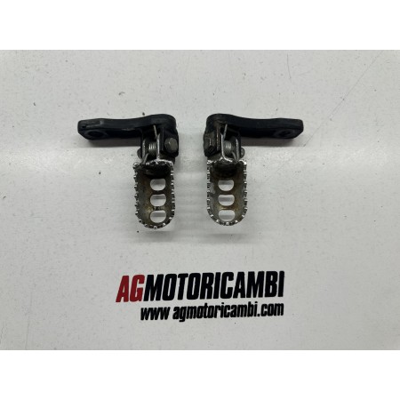 PAIRE DE REPOSE-PIEDS DROIT BETA ALP 200 4T 1999-200-2006