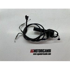 INTERRUPTEUR DROIT GAZ SUZUKI GSF BANDIT 1200 S 1996-2000... 2