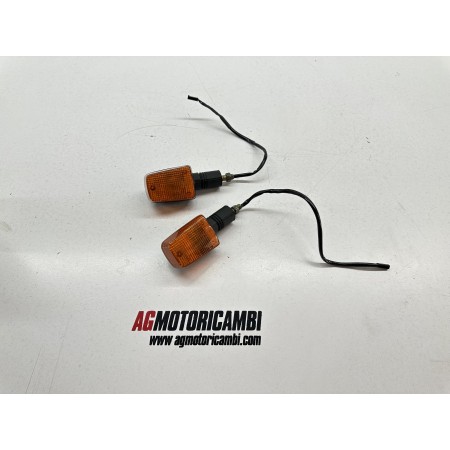PAAR VORDERE BLINKER SUZUKI GSF BANDIT 1200 S 1996-2000 GV75A