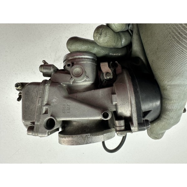 ARBEITENDER VERGASER SUZUKI GSF BANDIT 1200 S...