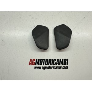 TAPA BASTIDOR TRASERO DERECHO SUZUKI GSF BANDIT 1200 S...