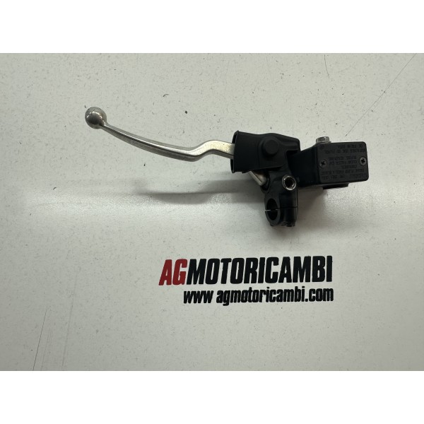 LEFT REAR BRAKE MASTER CYLINDER LEFT SUZUKI...