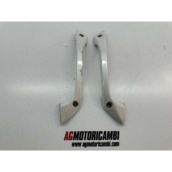 PAIRE DE POIGNEES ARRIERE GILERA NEXUS 300...