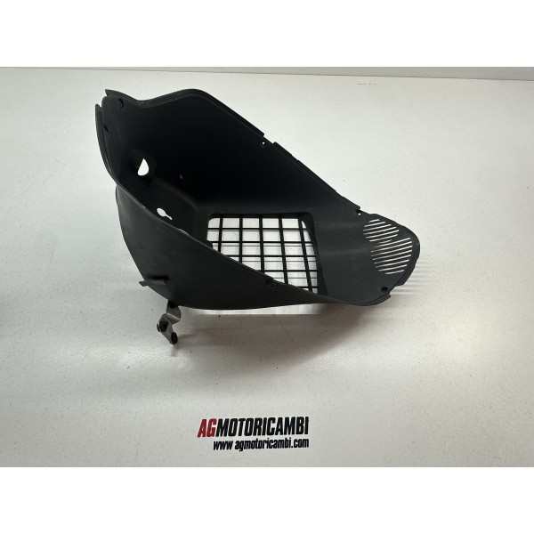 GRILLE DE RADIATEUR GILERA NEXUS 300 APRILIA SR...