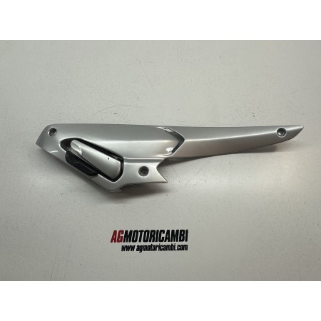 FUSSRASTENHALTER RECHTS GILERA NEXUS 300 2007-2014 APRILIA SR MAX 300 2011-2016