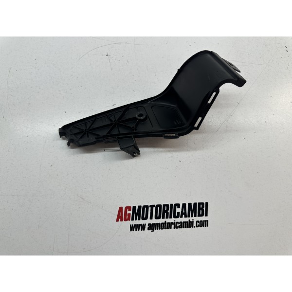 REPOSE-PIEDS AVANT GAUCHE GILERA NEXUS 300...