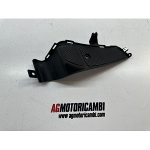 REPOSE-PIEDS AVANT DROIT GILERA NEXUS 300 APRILIA SR MAX 300