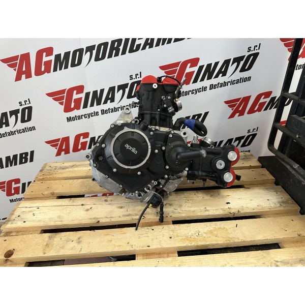 BLOCCO MOTORE COMPLETO APRILIA DORSODURO 900...