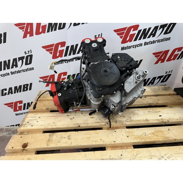 COMPLETE ENGINE BLOCK APRILIA DORSODURO 900...