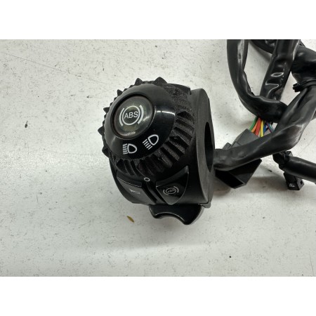 INTERRUPTOR BASCULANTE IZQUIERDO FANTIC CABALLERO 500 4T 2018-2025