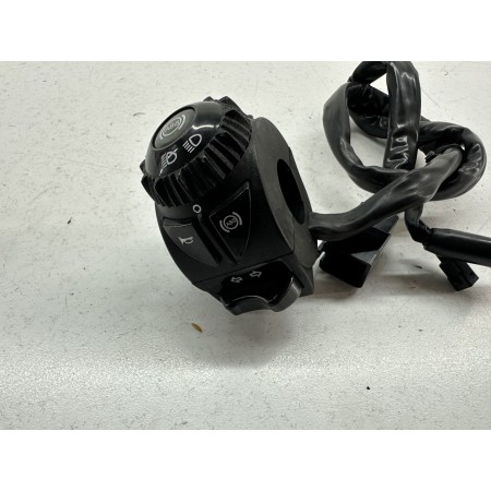 INTERRUPTOR BASCULANTE IZQUIERDO FANTIC CABALLERO 500 4T 2018-2025