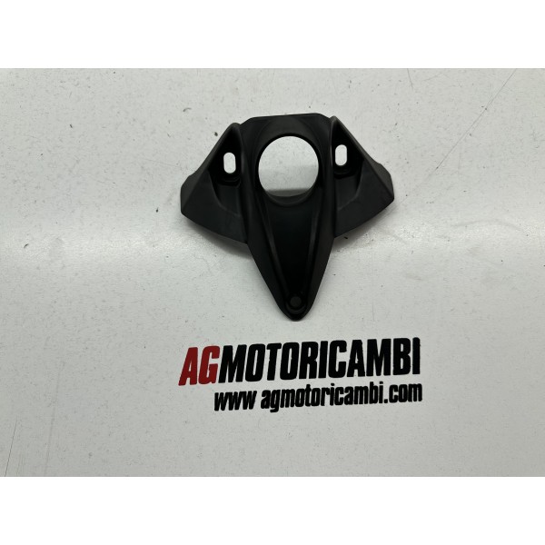 PLASTICA CORNICE CHIAVE APRILIA DORSODURO 900...