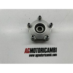 REAR WHEEL SPROCKET CARRIER HUB APRILIA DORSODURO 900...