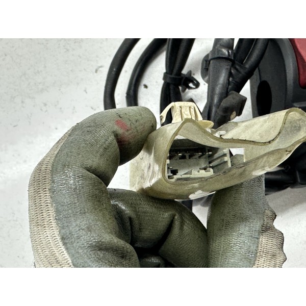 RECHTSSEITIGER GASABZWEIGSCHALTER HONDA CRF...