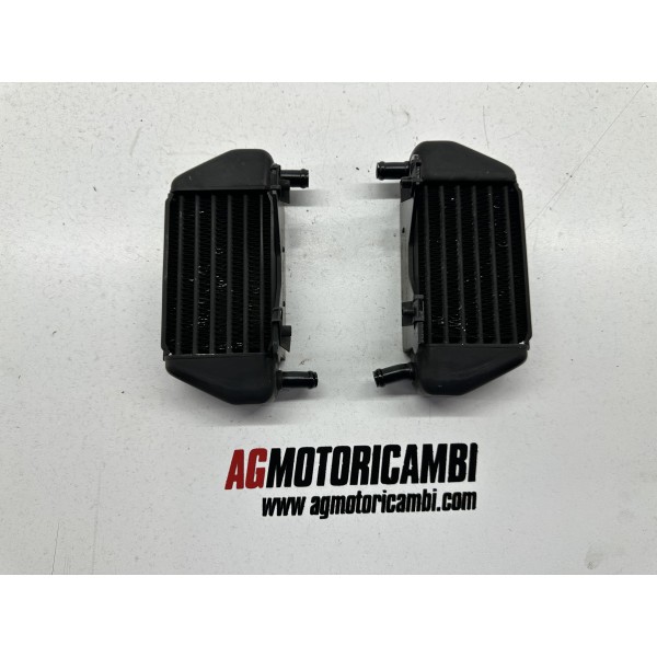 COPPIA RADIATORI ANTERIORI DX SX BMW  R 850 R...