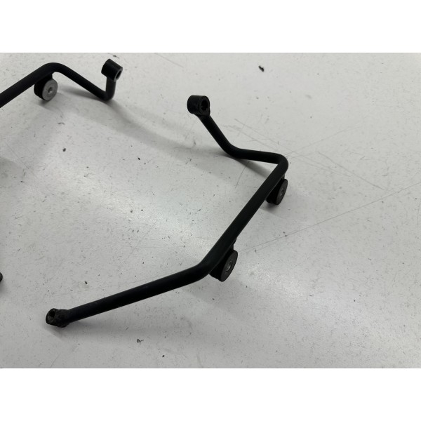 SOPORTE RADIADOR DERECHA IZQUIERDA BMW R 850 R...