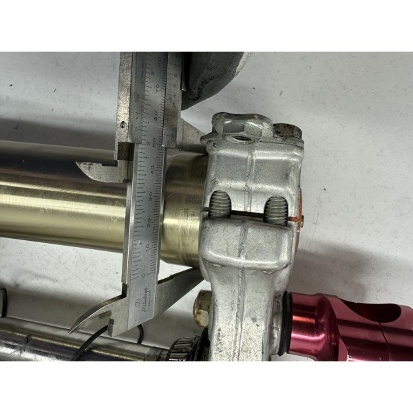 VORDERRADGABEL HM 125 X 4T CRE F 125 X HONDA...