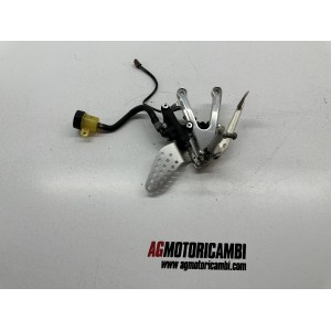 ESTRIBERA FRENO DELANTERO DERECHO YAMAHA YZF R1 2002-2003 2