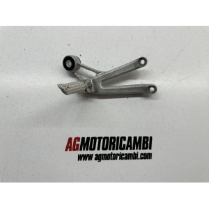 REPOSE-PIEDS PASSAGER ARRIÈRE DROIT YAMAHA YZF R1 2002-2003