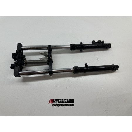 KEEWAY SUPERLIGHT 125 LIMITED 2016-2020 VORDERRADGABEL