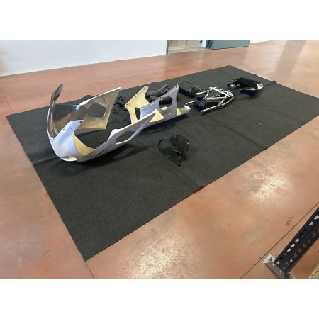 GLASFASERVERKLEIDUNG KIT SPUR RAHMEN SUZUKI GSXR K1 1000 2001