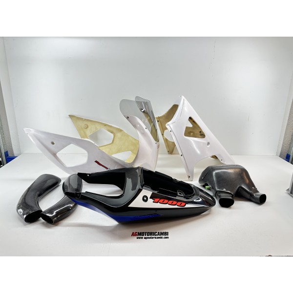 KIT CARENE VETRORESINA PISTA TELAIETTI SUZUKI...